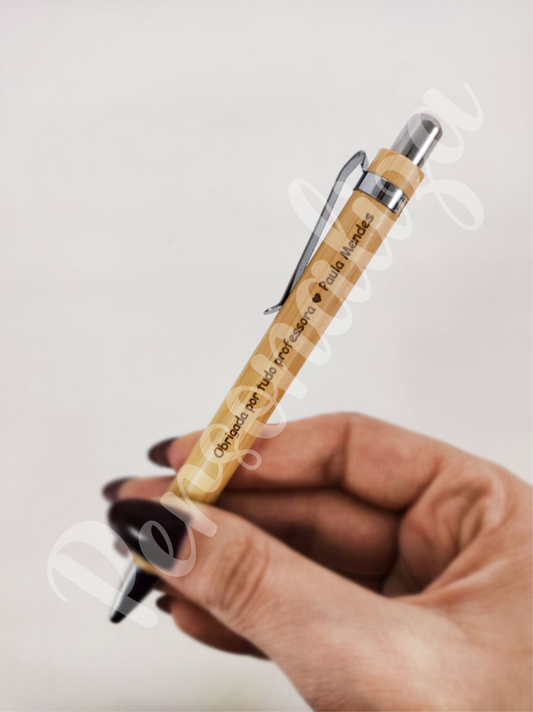 Caneta de bambu